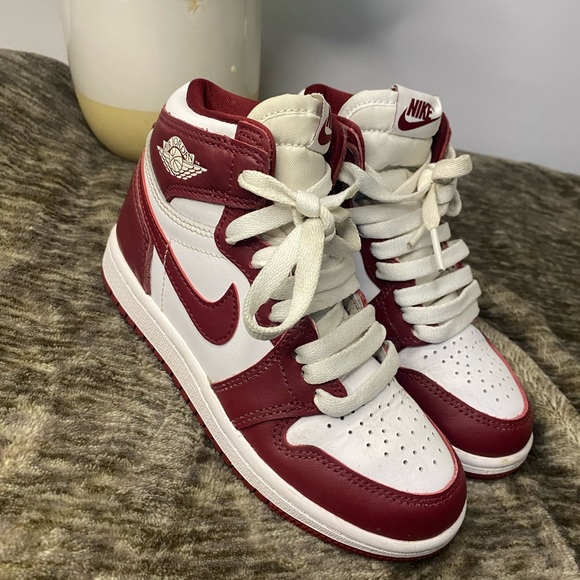 Nike Air Jordan Retro Kids Sneakers Size 12 High Top Youth Shoes